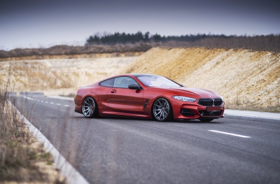 BMW 8 Series / M8