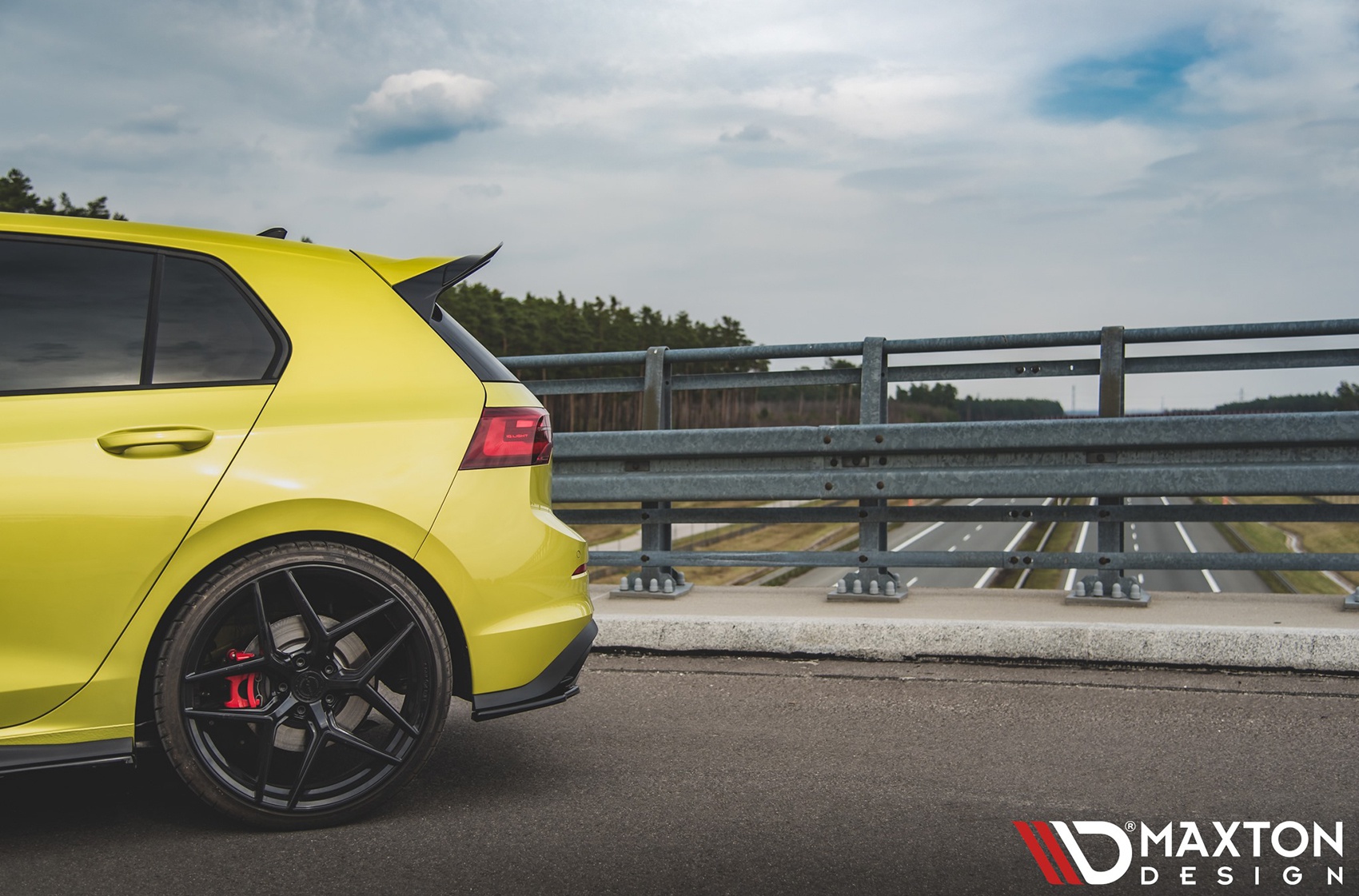 Volkswagen Golf / R / GTI