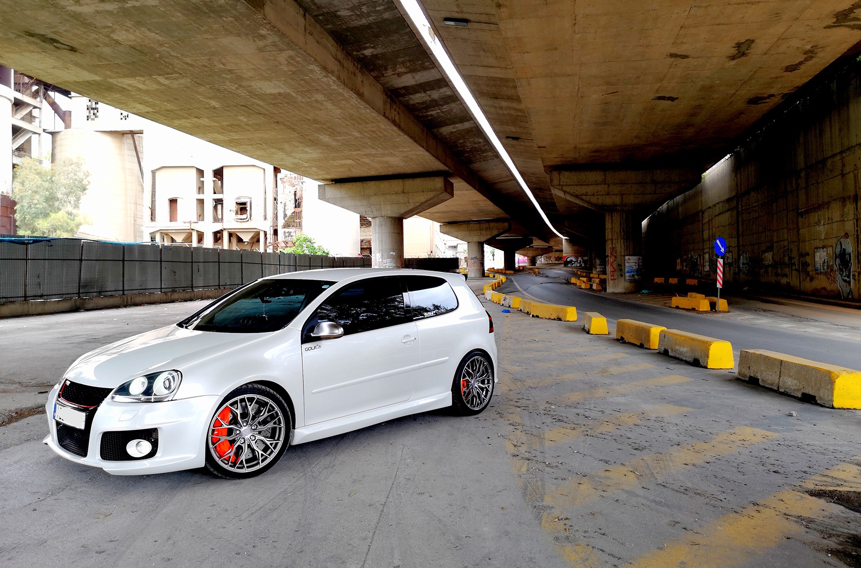 Volkswagen Golf / R / GTI