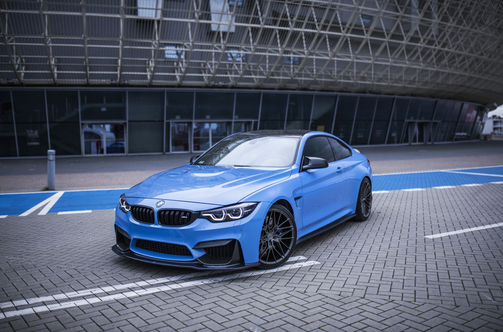 BMW 4Series / M4