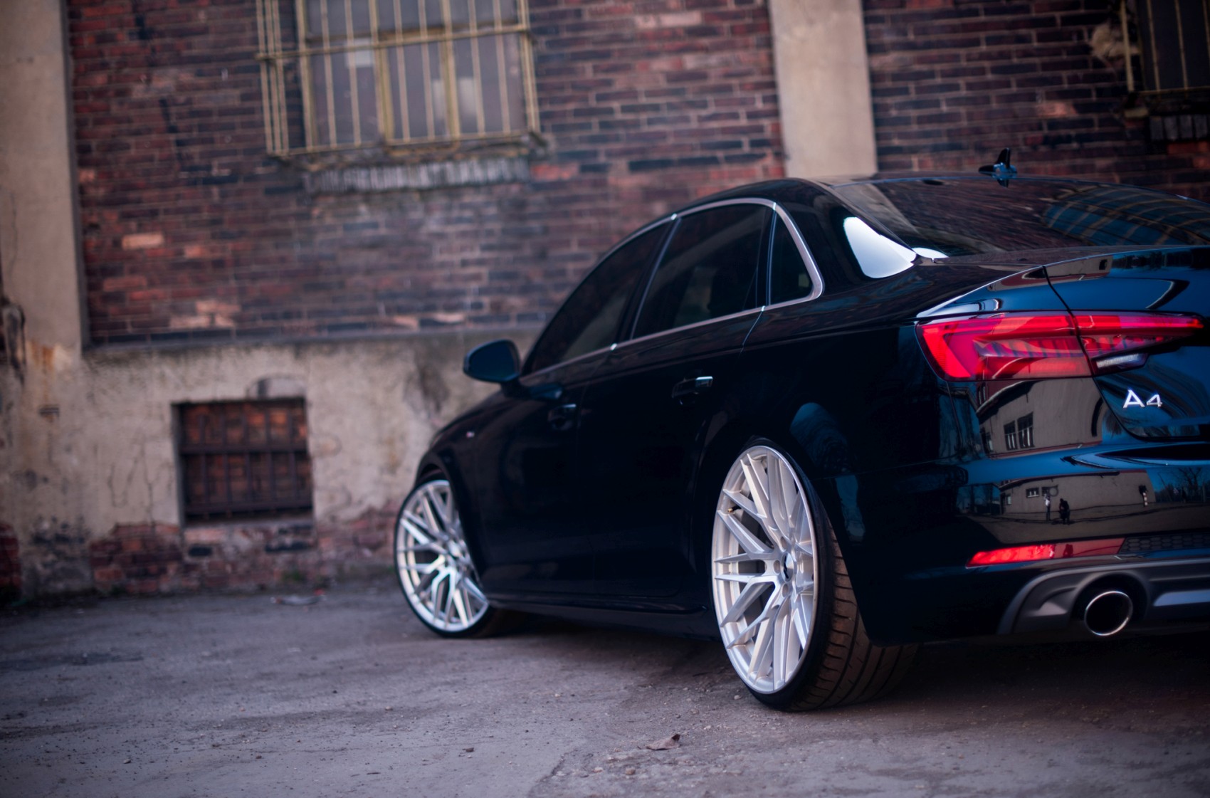Audi A4 / S4 / RS4