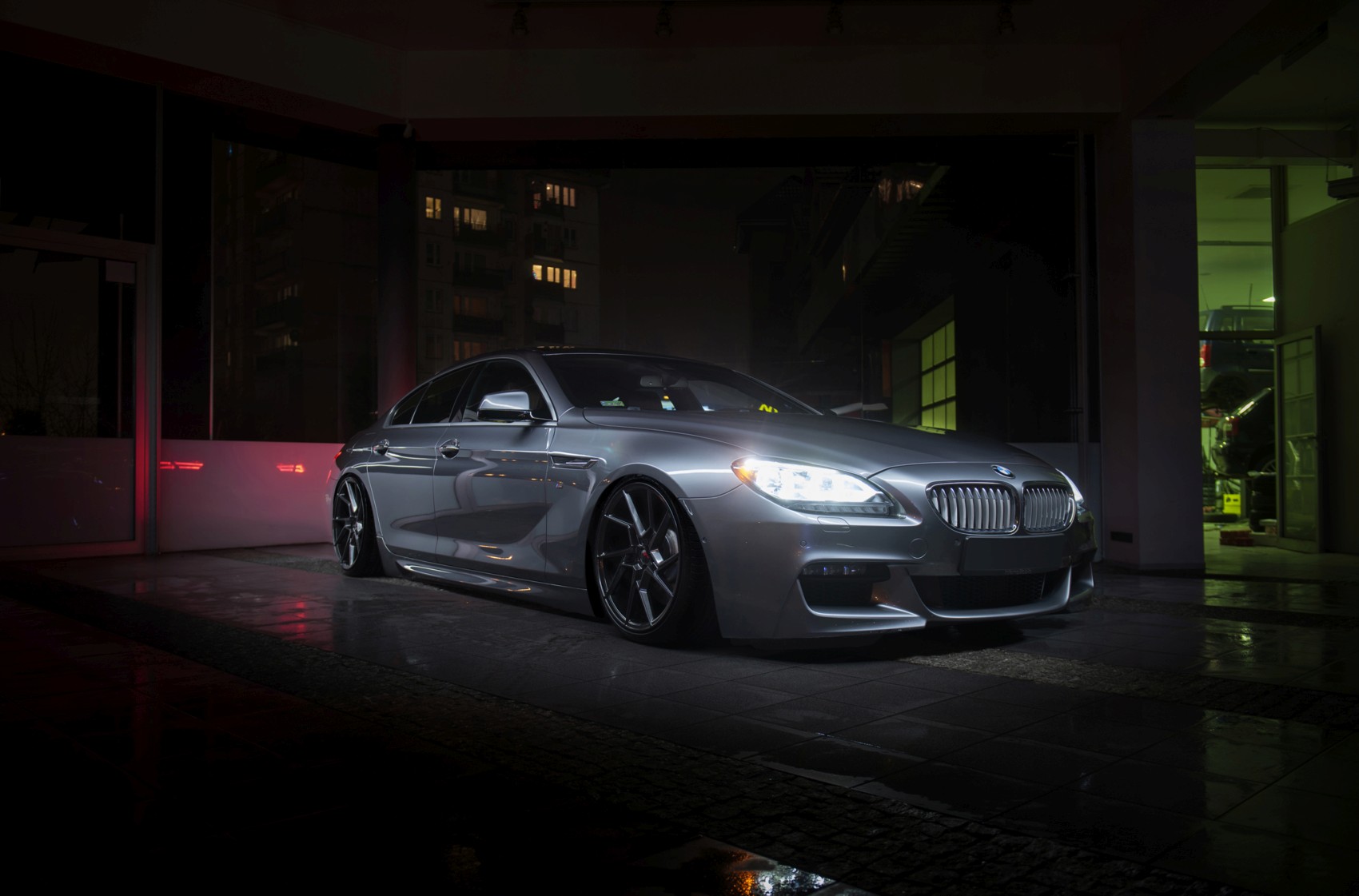 BMW 6 Series / M6