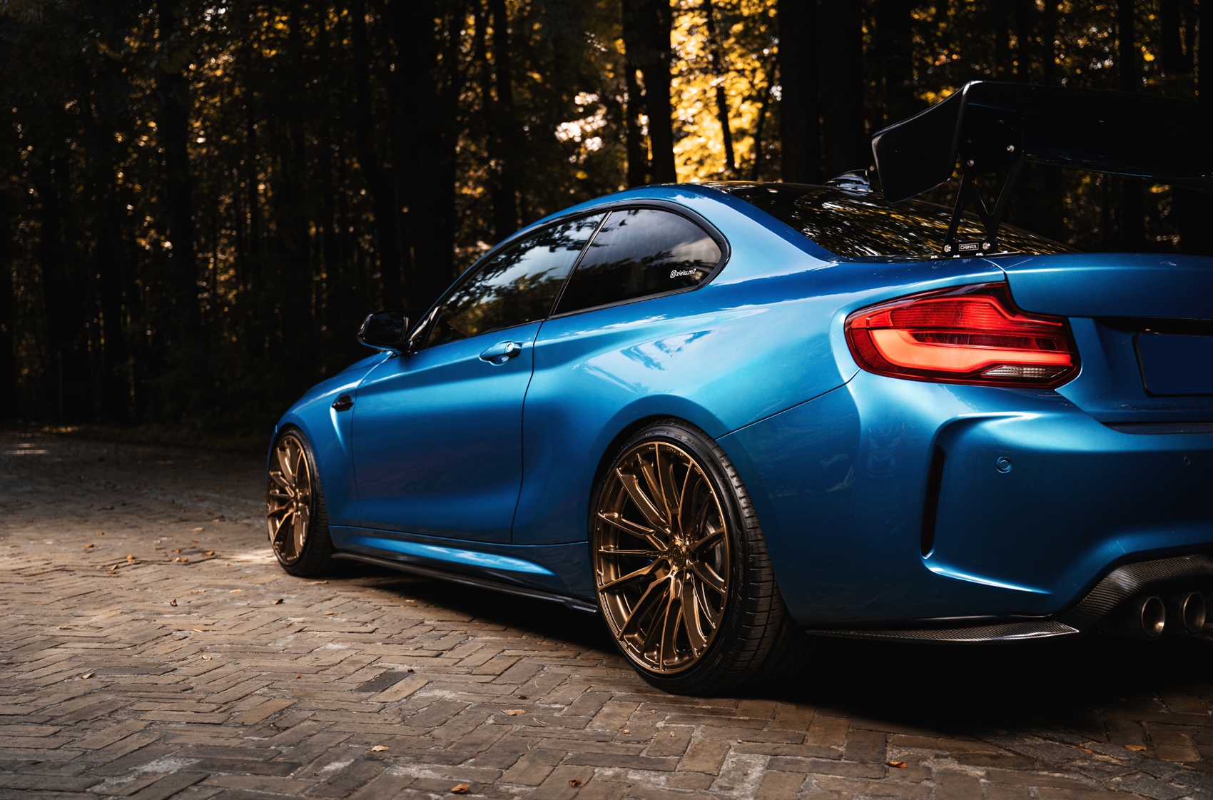 BMW 2 series / M2
