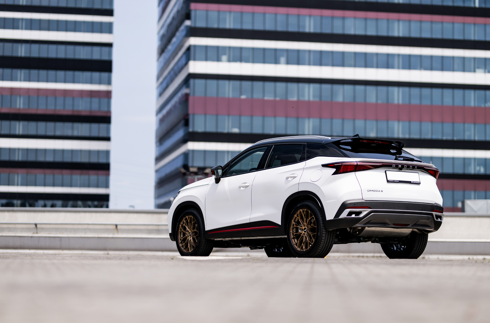 Omoda 5