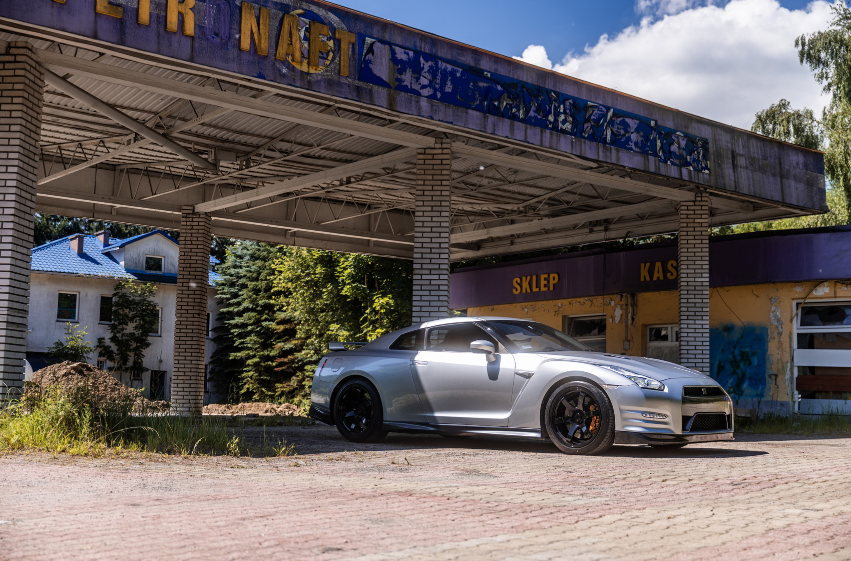 Nissan GTR