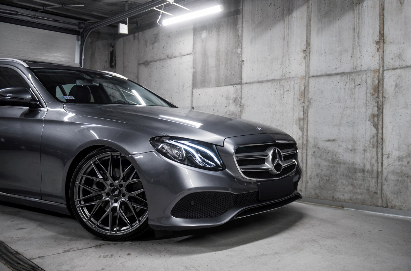 Mercedes-Benz E Class / E63