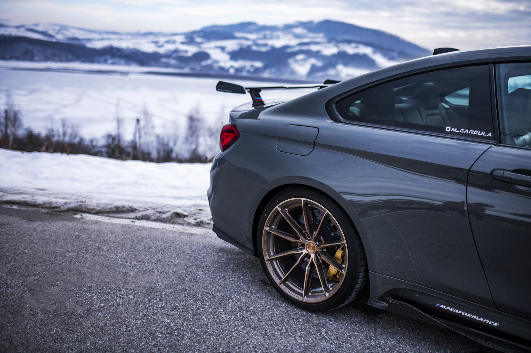 BMW 4 Series / M4