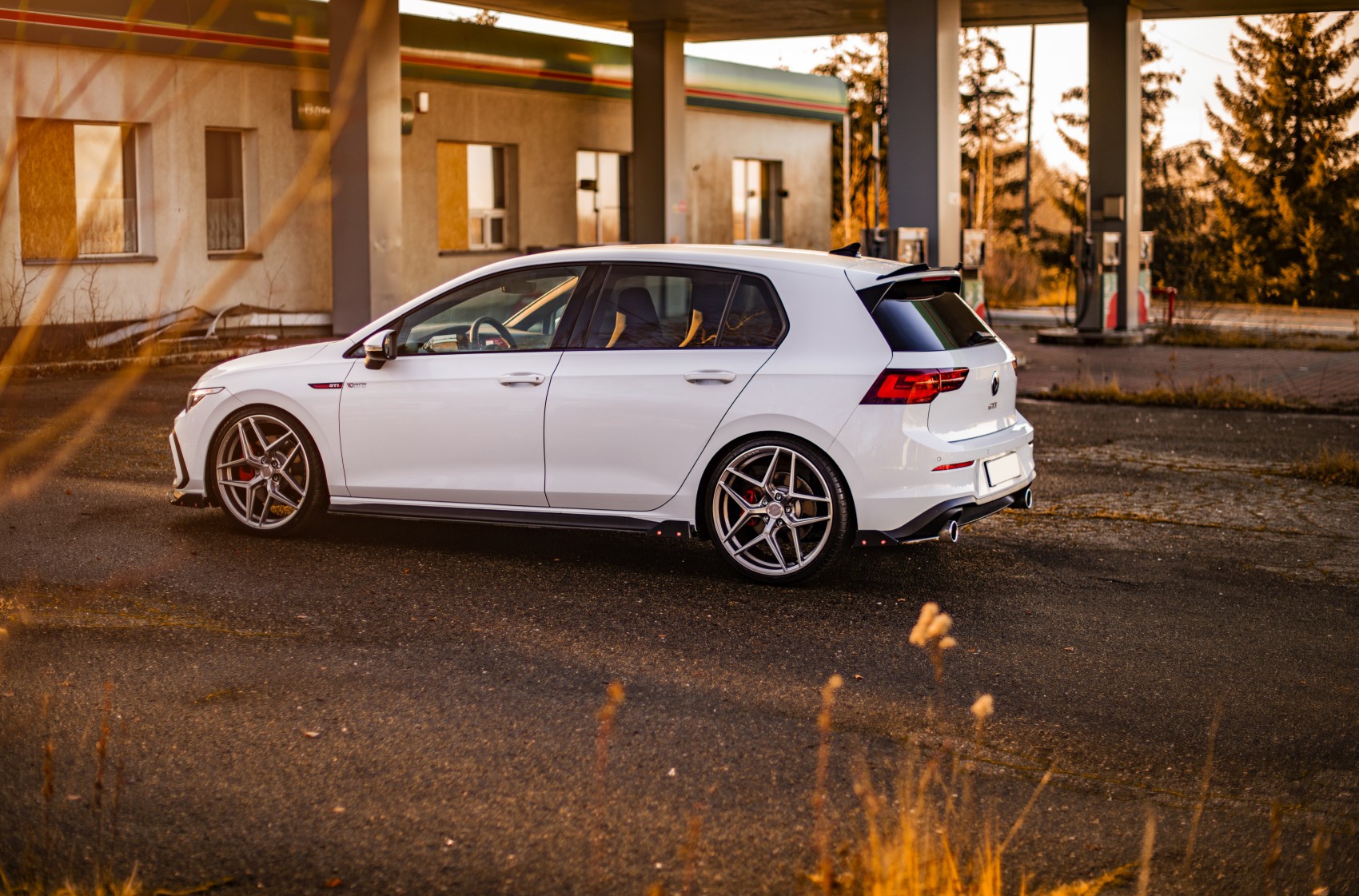 Volkswagen Golf / R / GTI