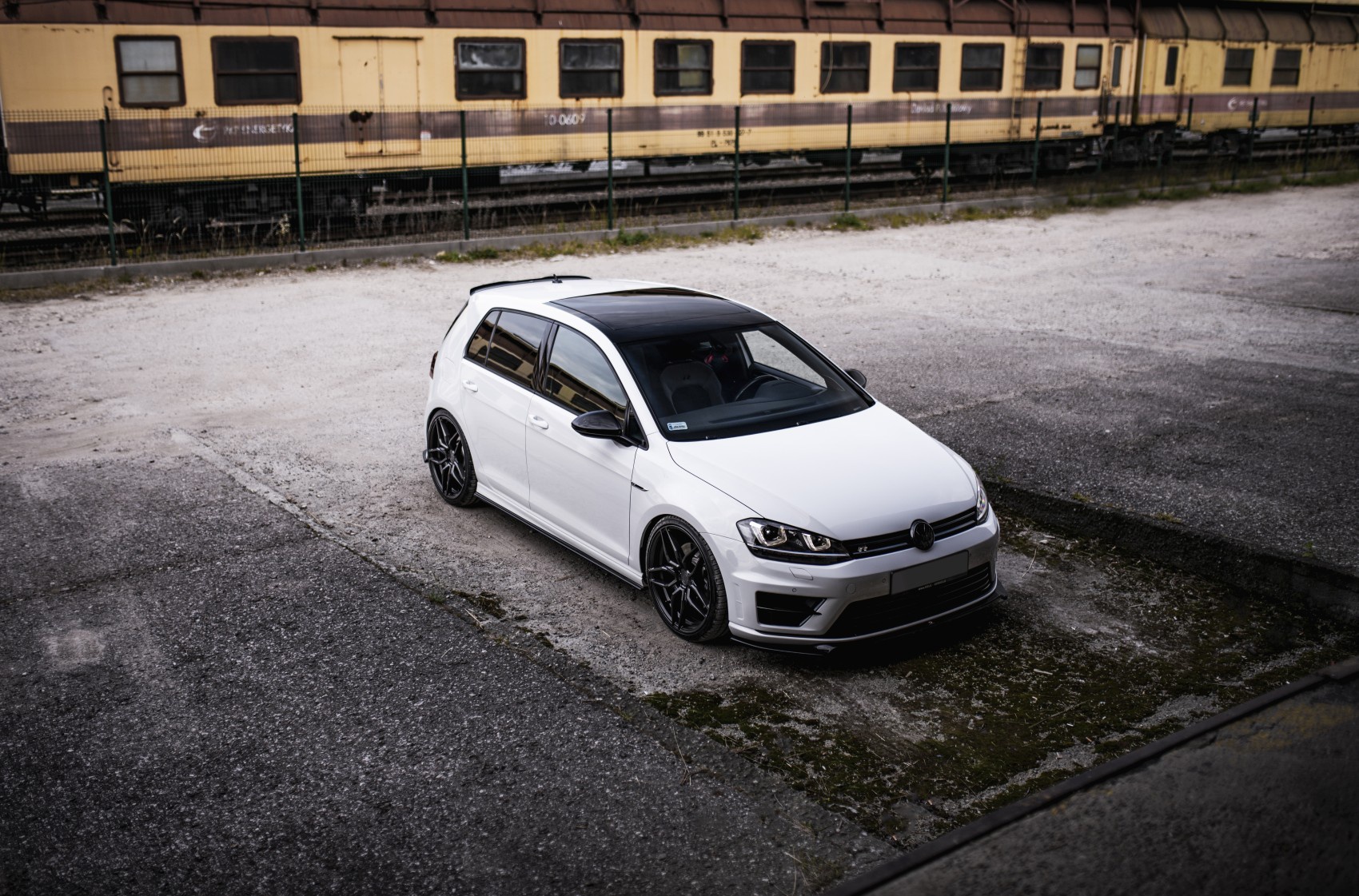 Volkswagen Golf / R / GTI