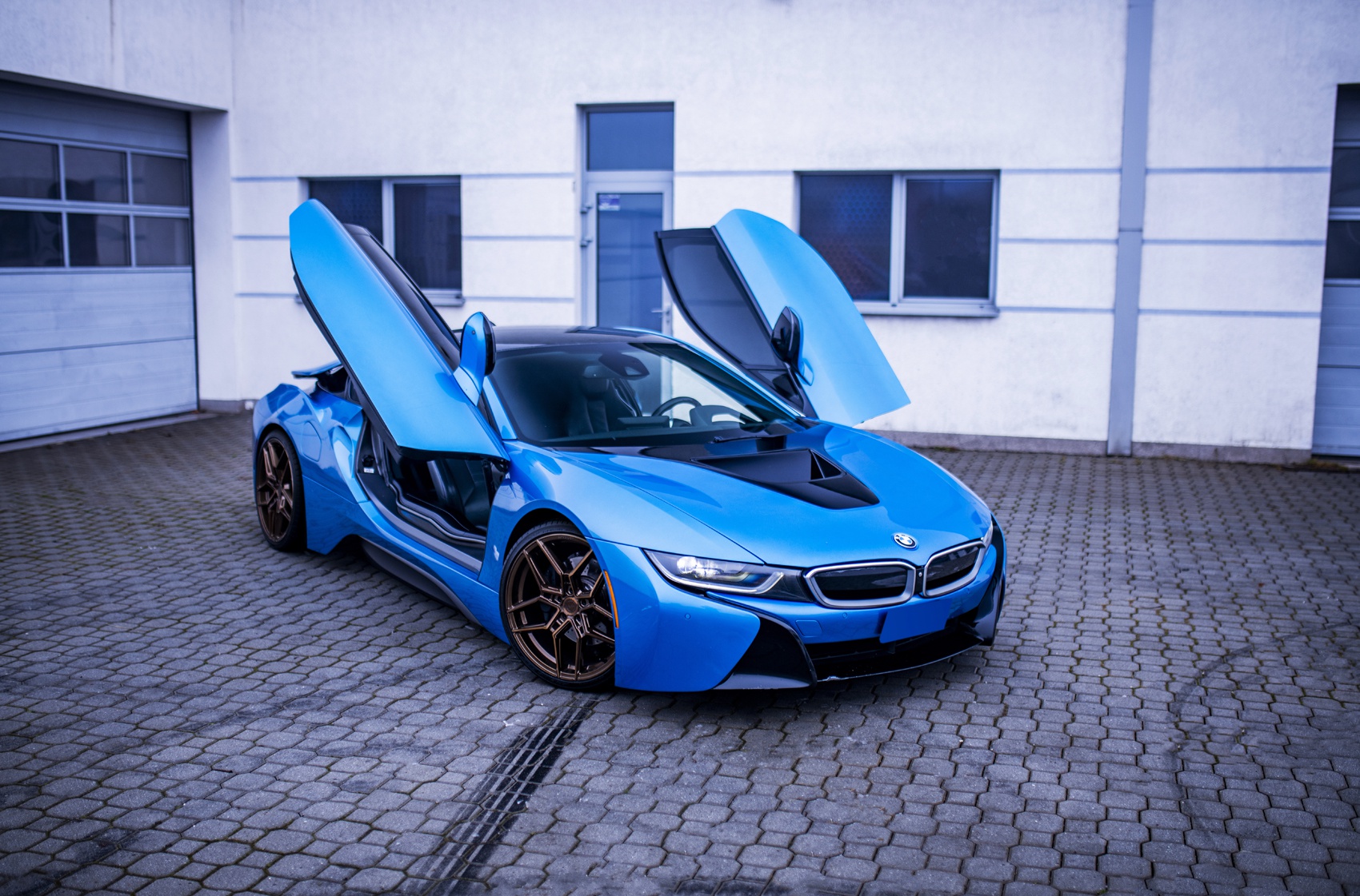 BMW i8