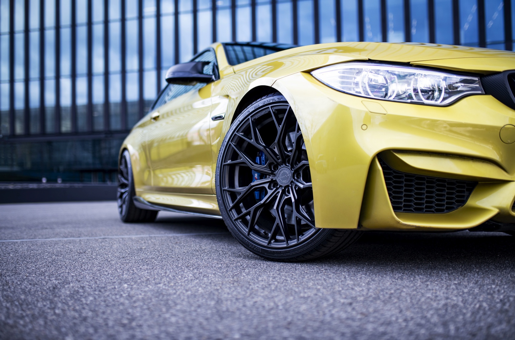 BMW 4 Series / M4