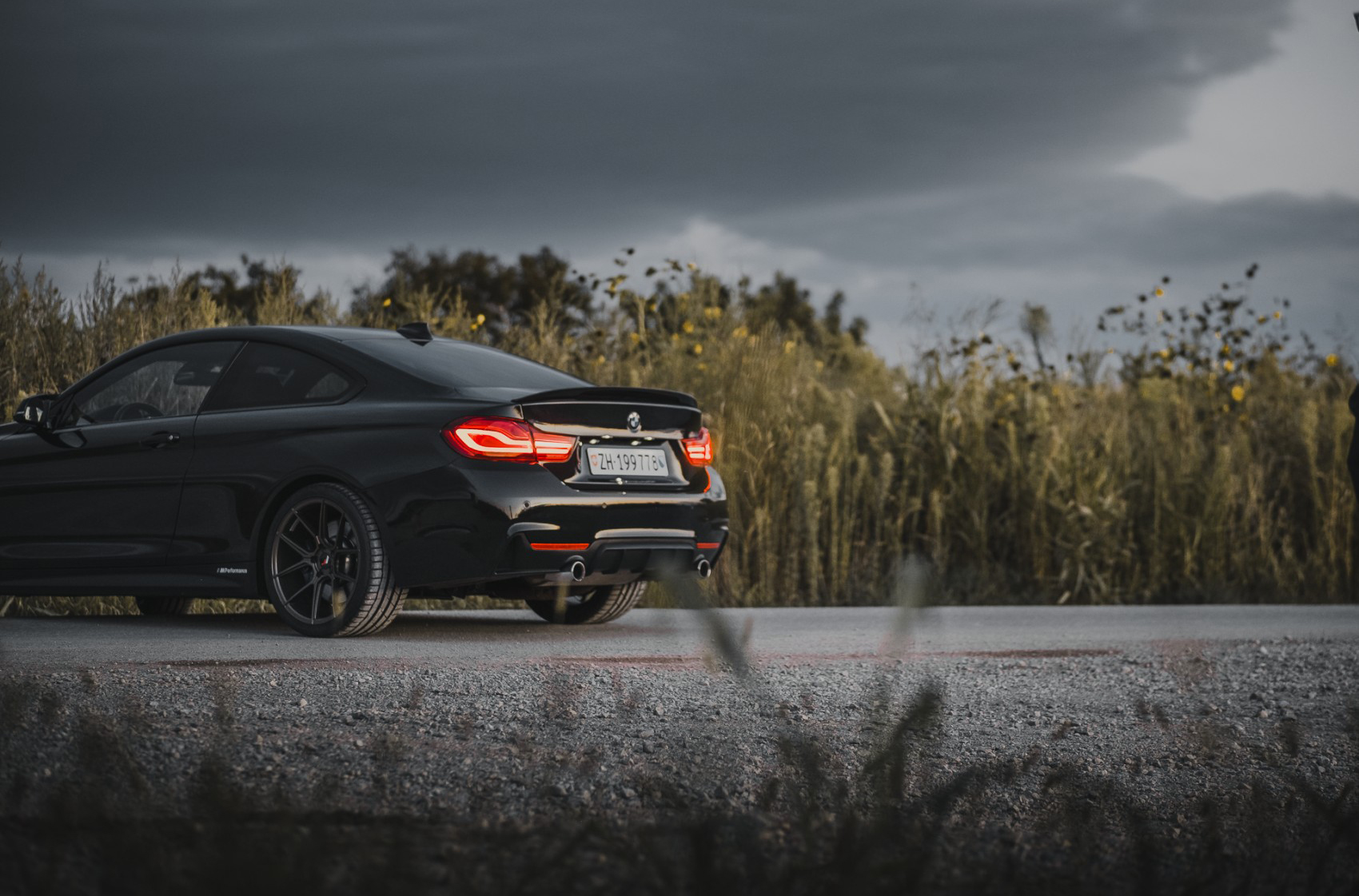 BMW 4 Series / M4
