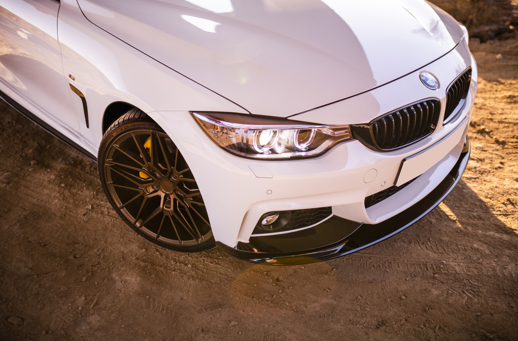 BMW 4 Series / M4