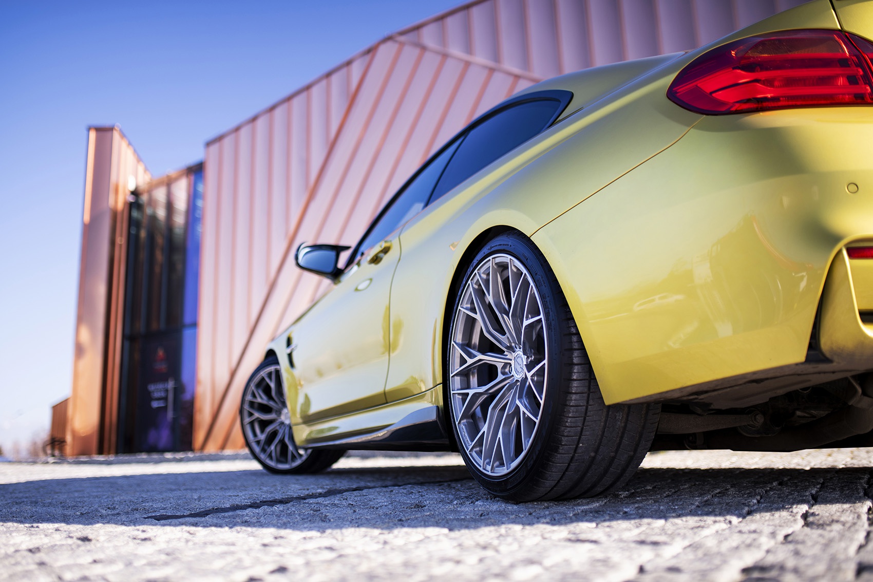 BMW 4 Series / M4