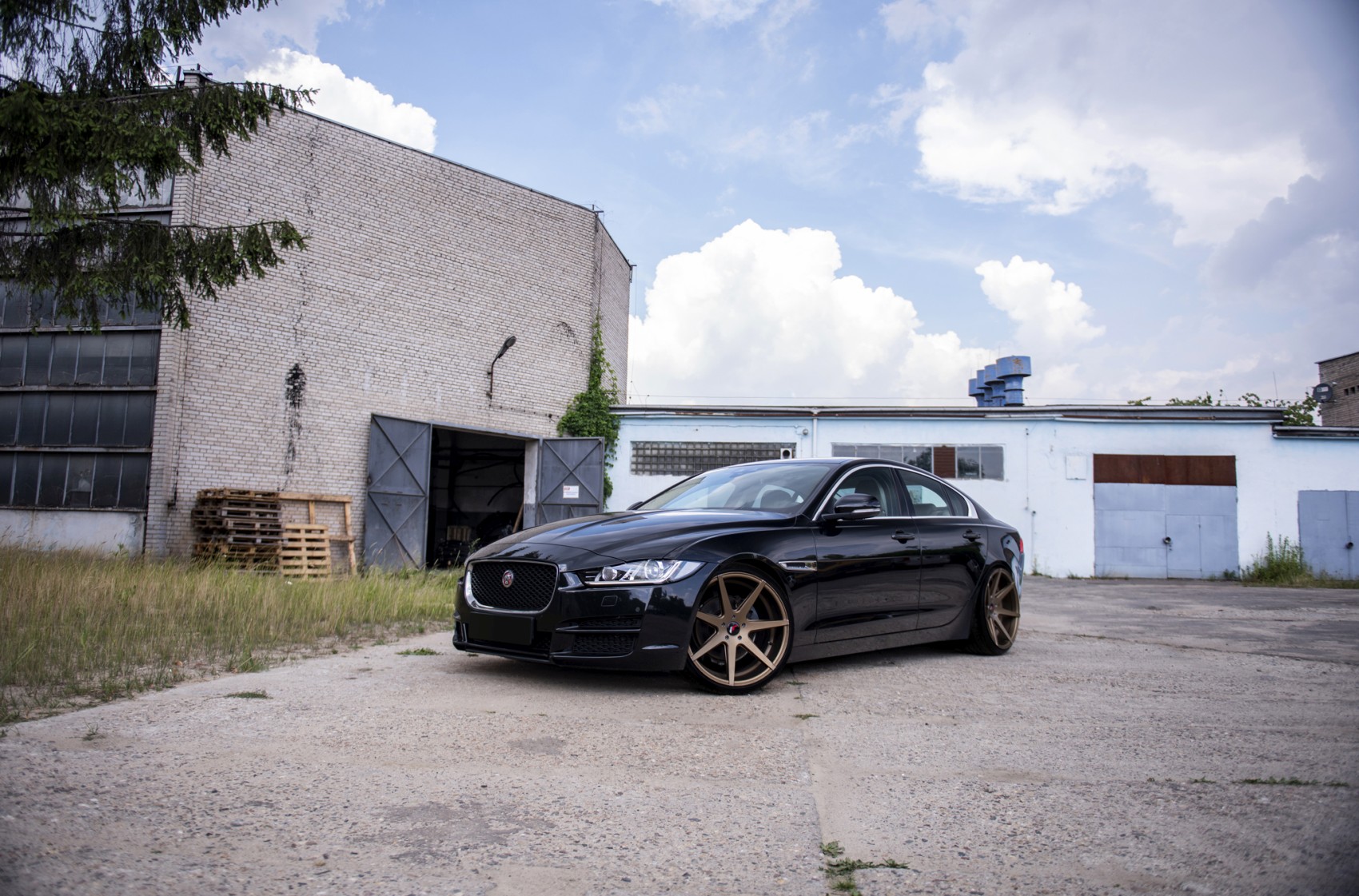 japan-racing-jr20-605-01