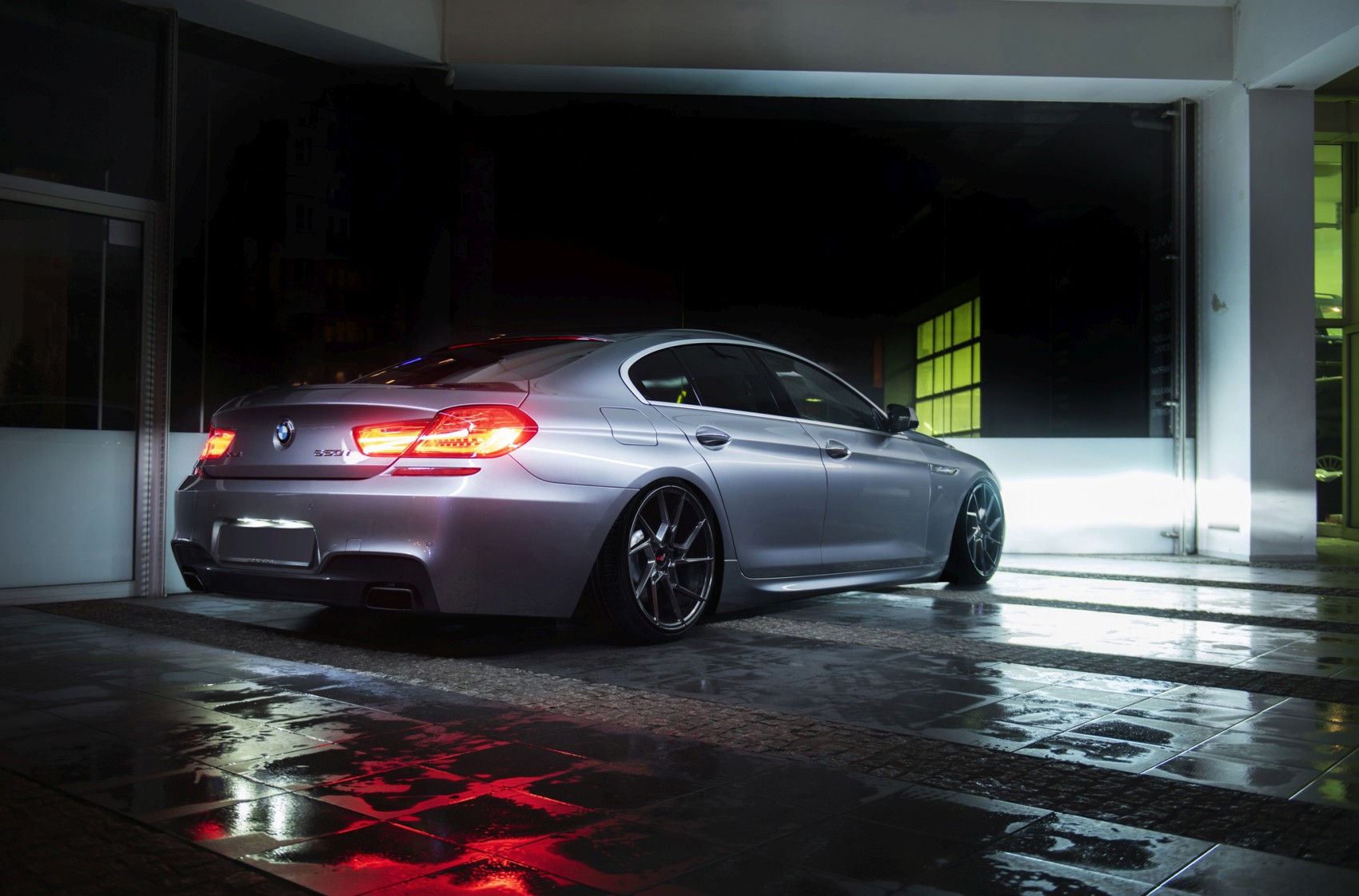 BMW 6 Series / M6