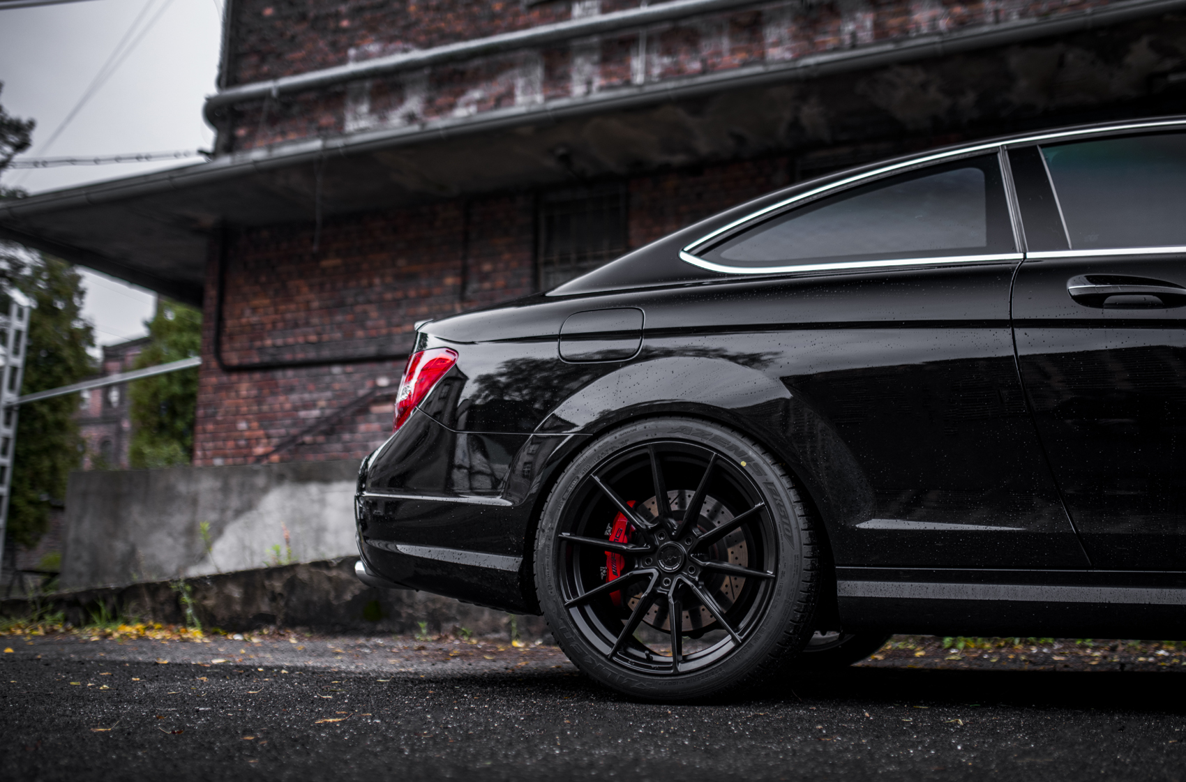 Mercedes C63 AMG
