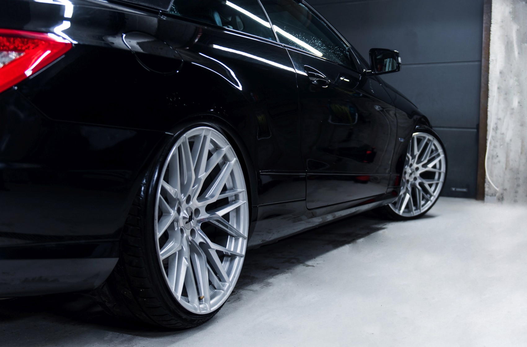 Mercedes-Benz E Class / E63