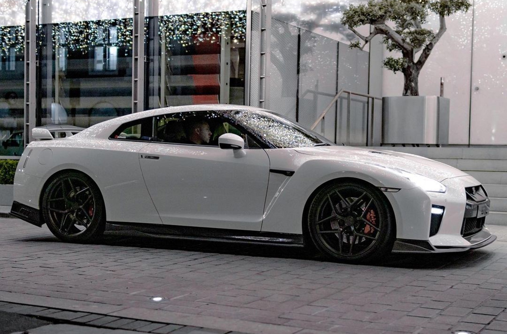 Nissan GTR