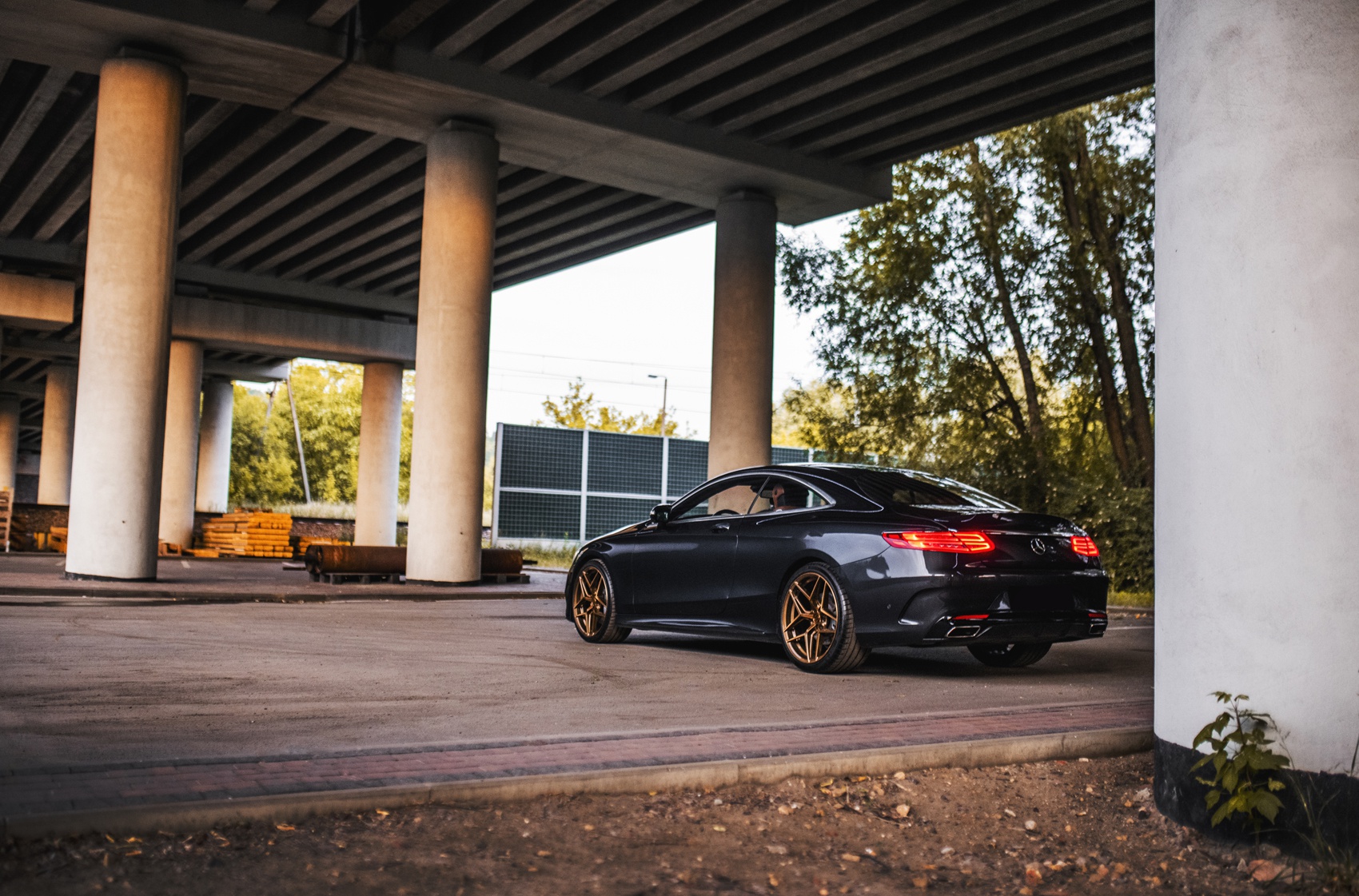 Mercedes-Benz S Class / S63