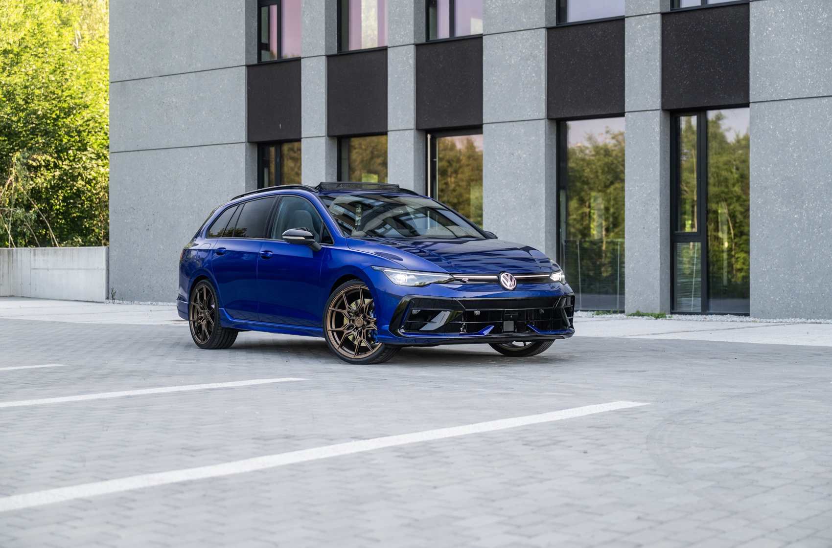 vesser-vsr3-volkswagen-golf-r-195-01