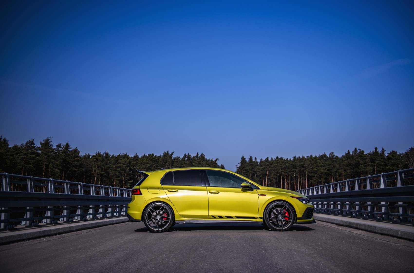 Volkswagen Golf / R / GTI