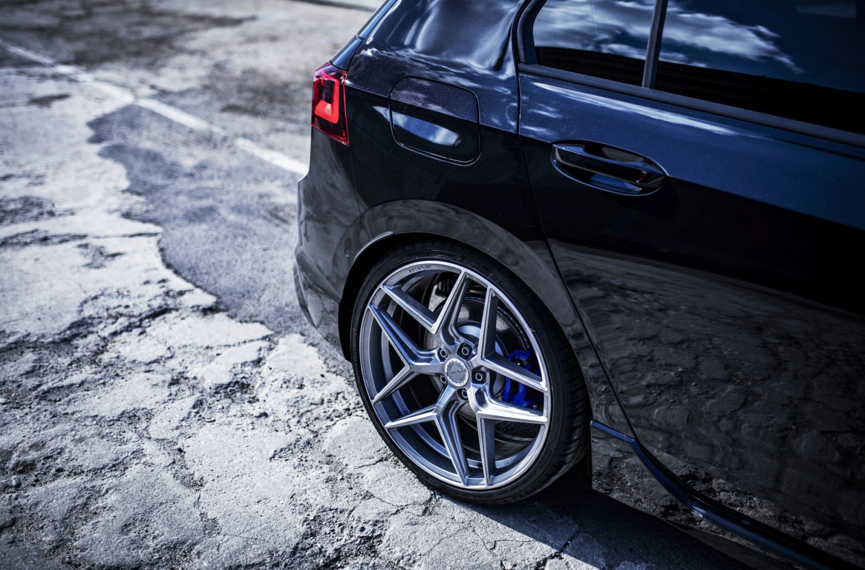 Volkswagen Golf / R / GTI