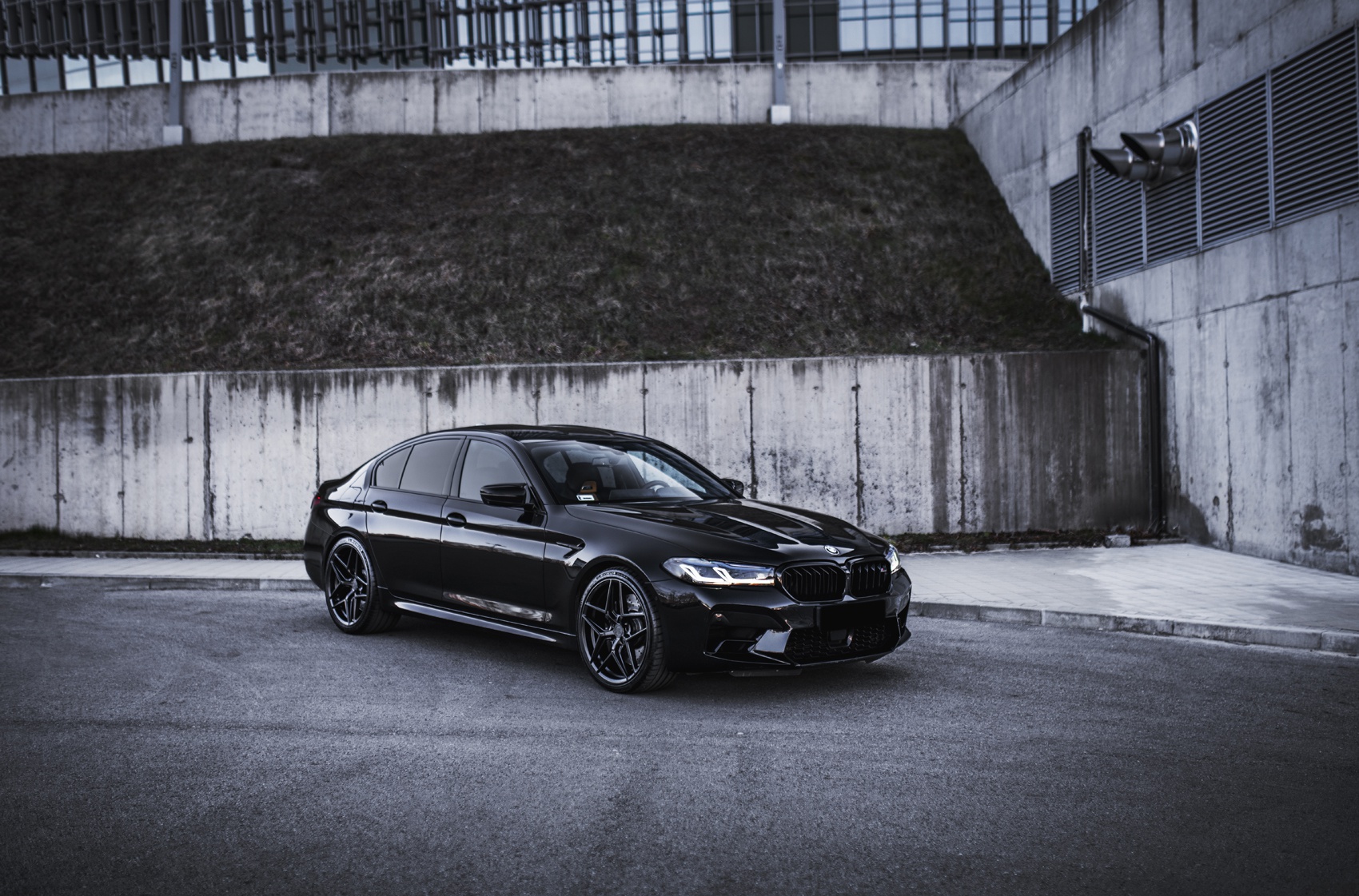 BMW 5 series / M5