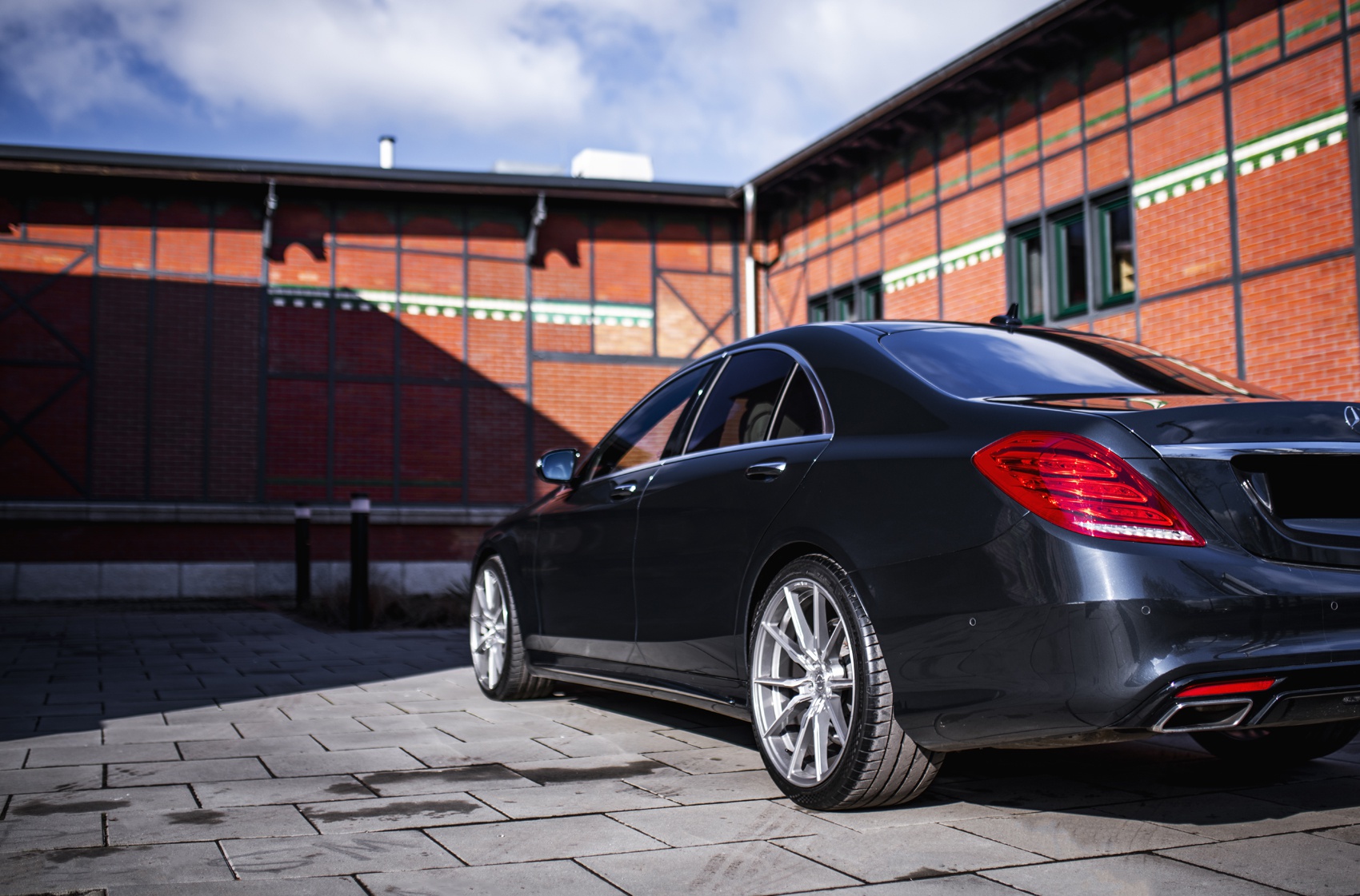 Mercedes-Benz S Class / S63