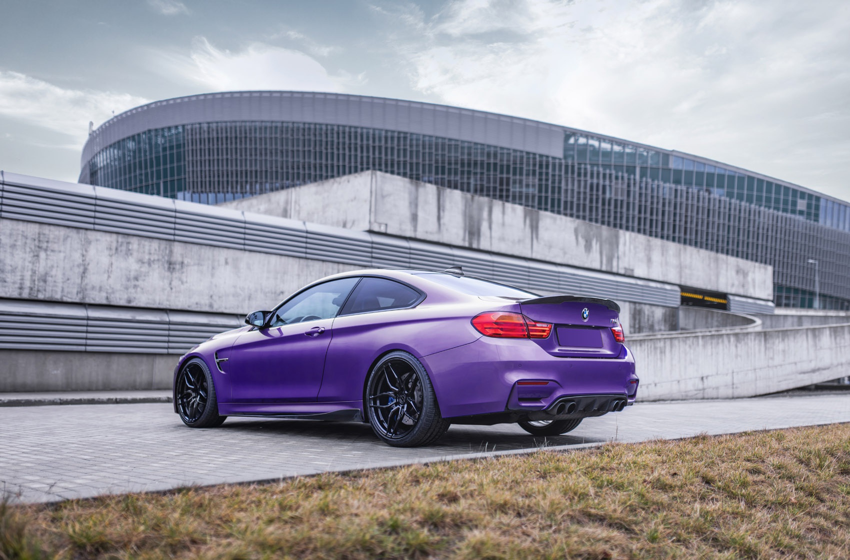 BMW 4 Series / M4