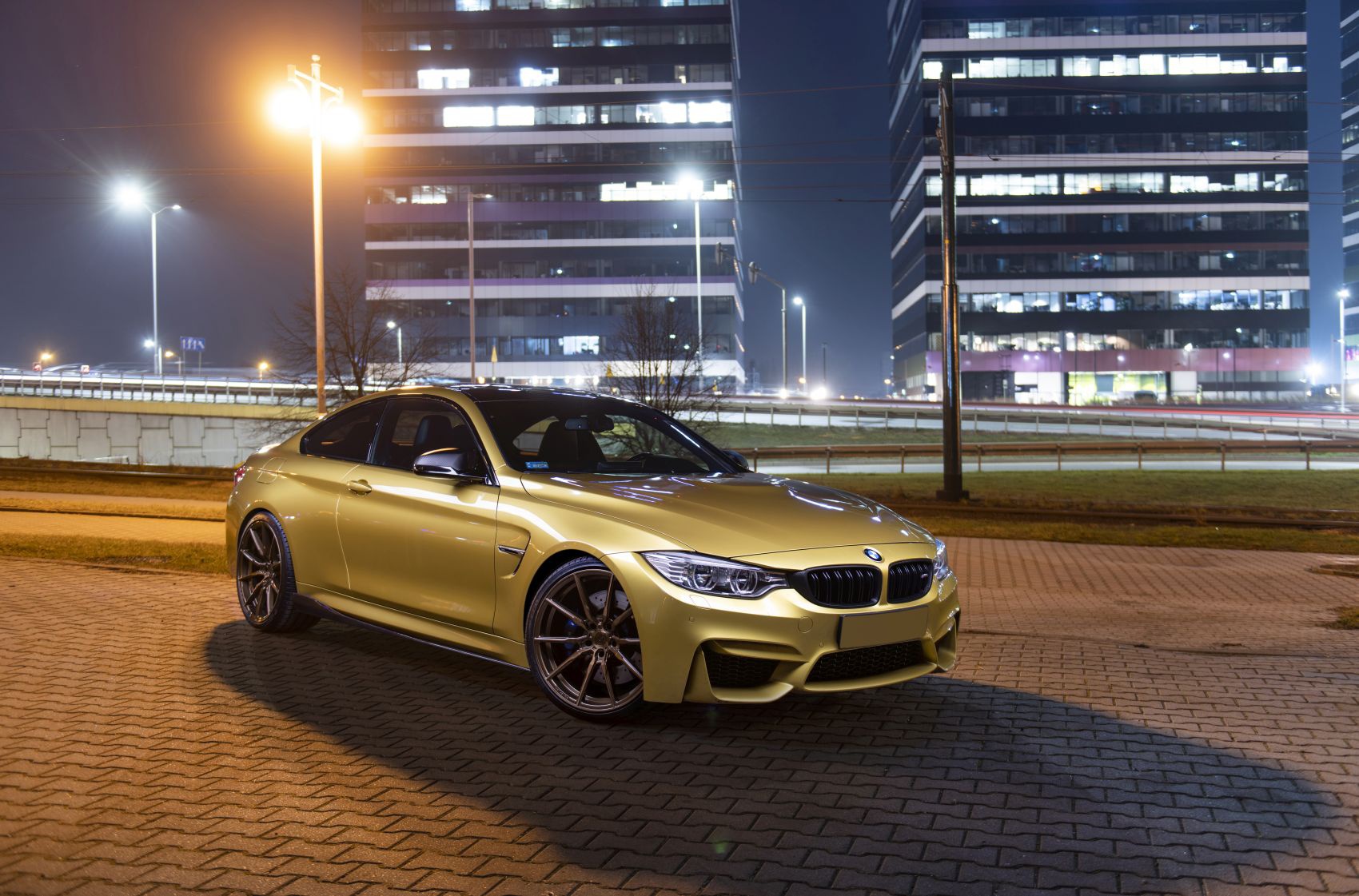 BMW 4 Series / M4