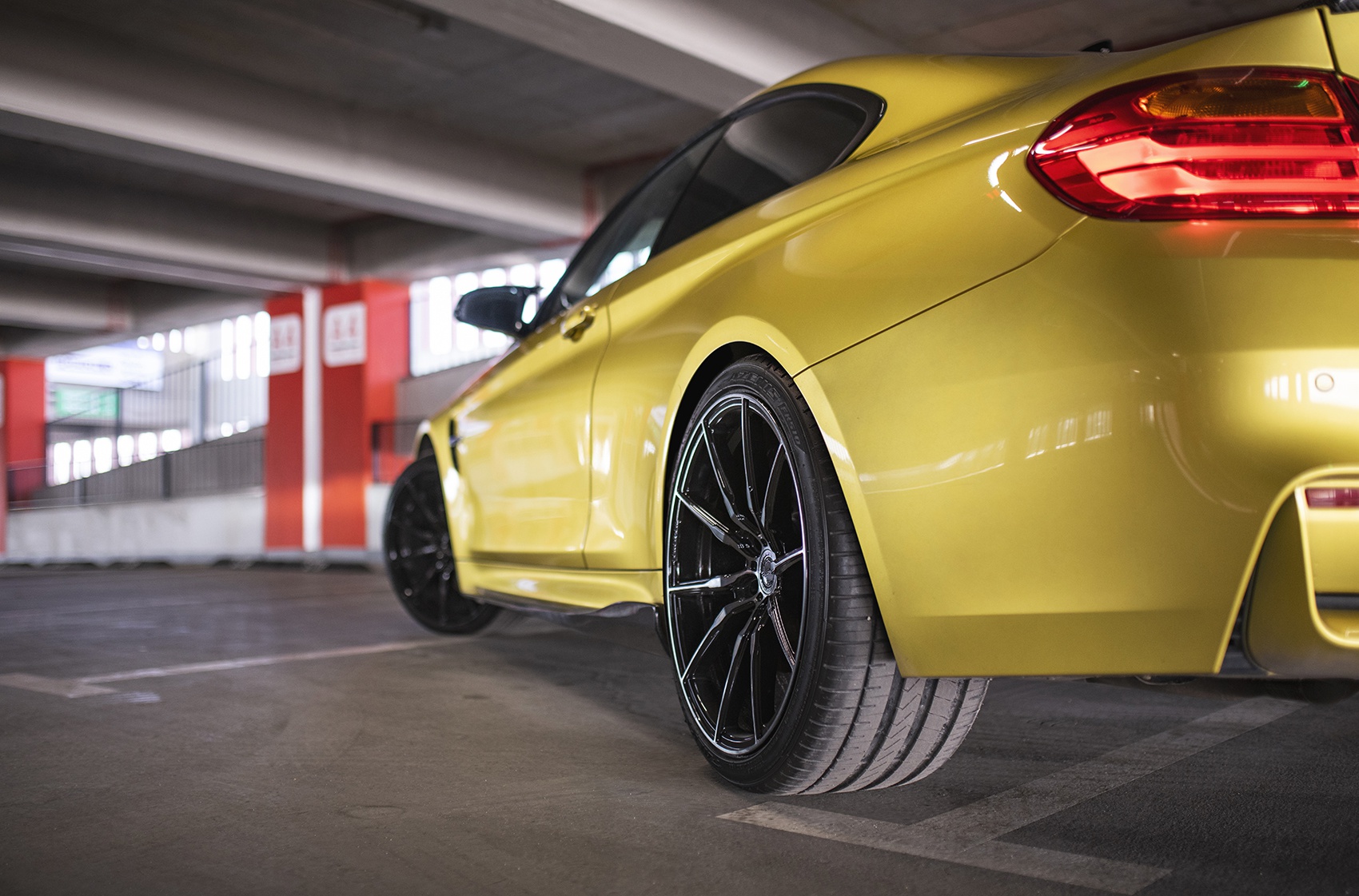 BMW 4 Series / M4