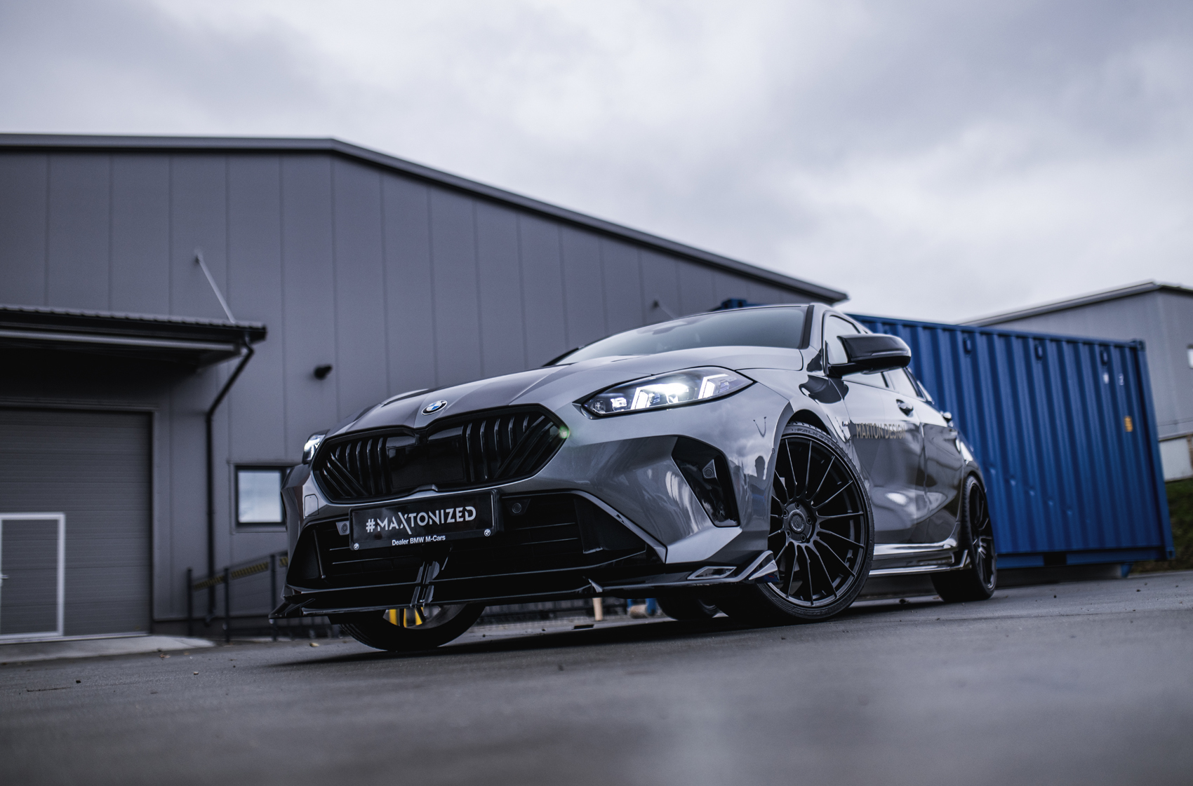 japan-racing-sl05-2222-01