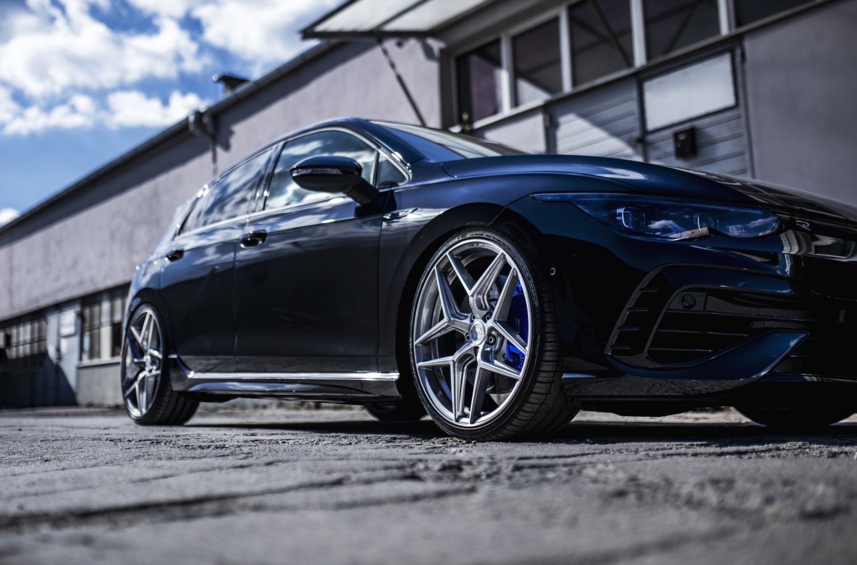 Volkswagen Golf / R / GTI