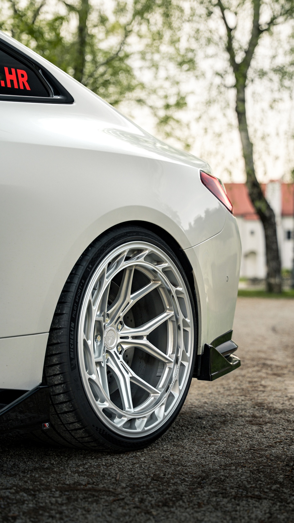 BMW 4 Series / M4