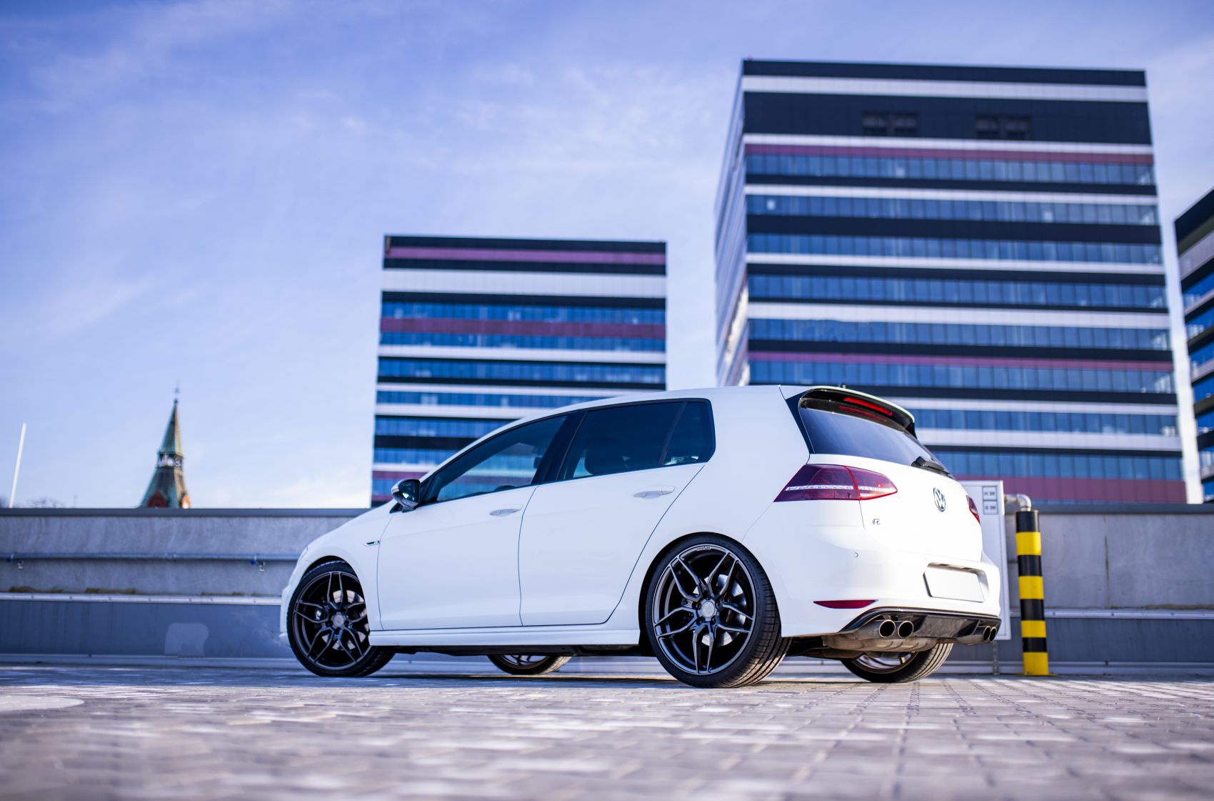 Volkswagen Golf / R / GTI
