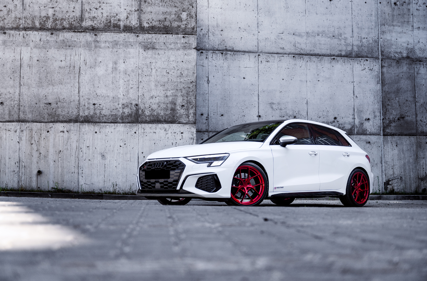 japan-racing-sl01-2057-01