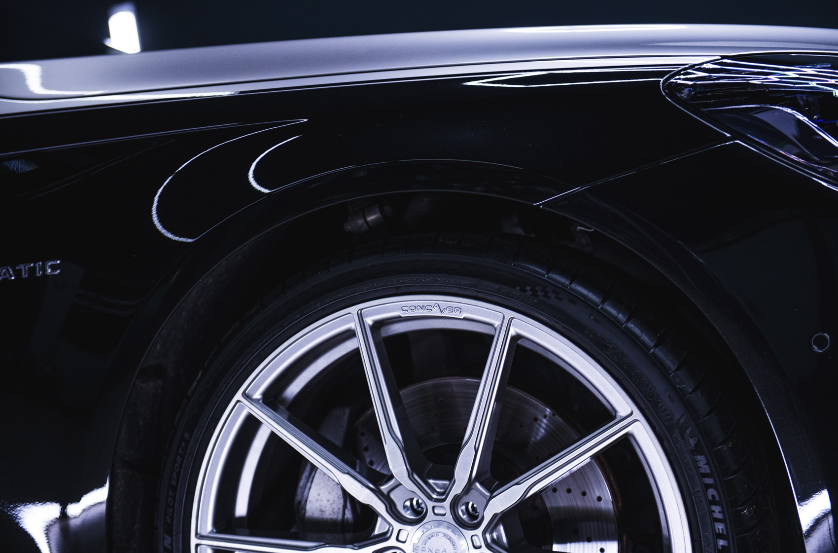 Mercedes-Benz Maybach 560