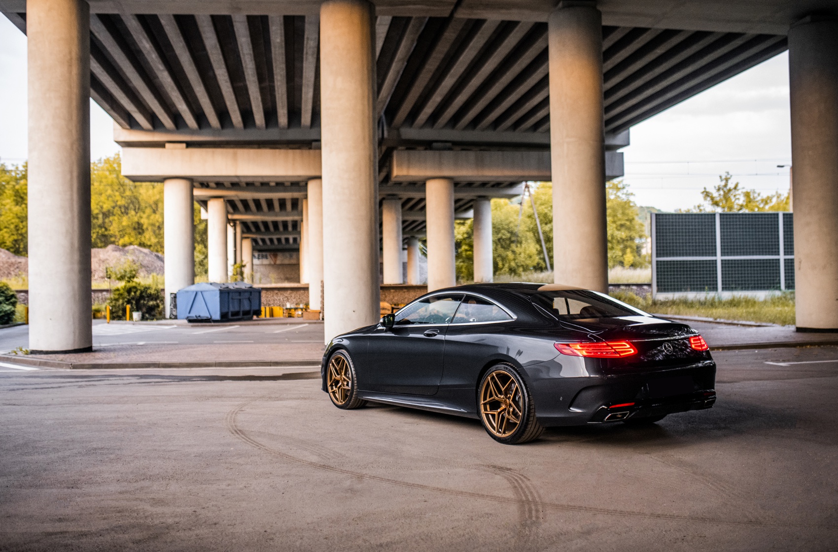 Mercedes-Benz S Class / S63