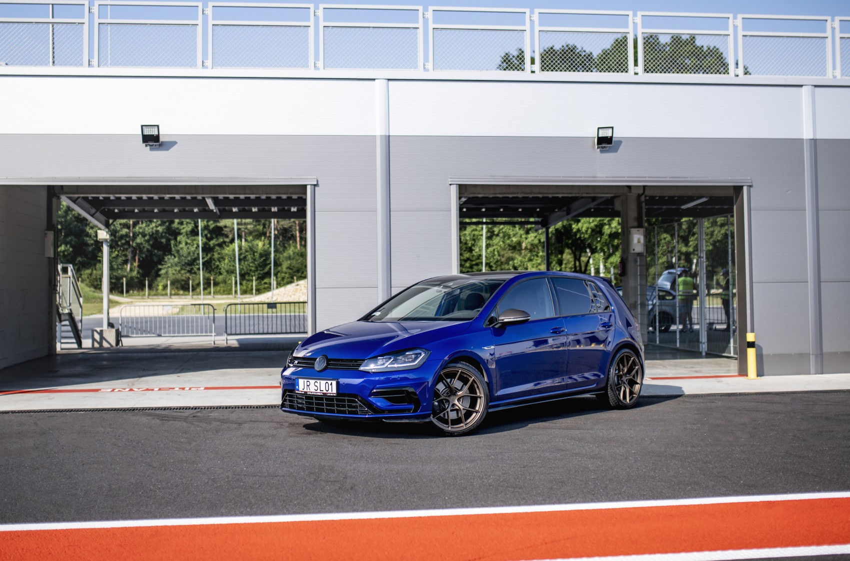 japan-racing-sl01-23-01