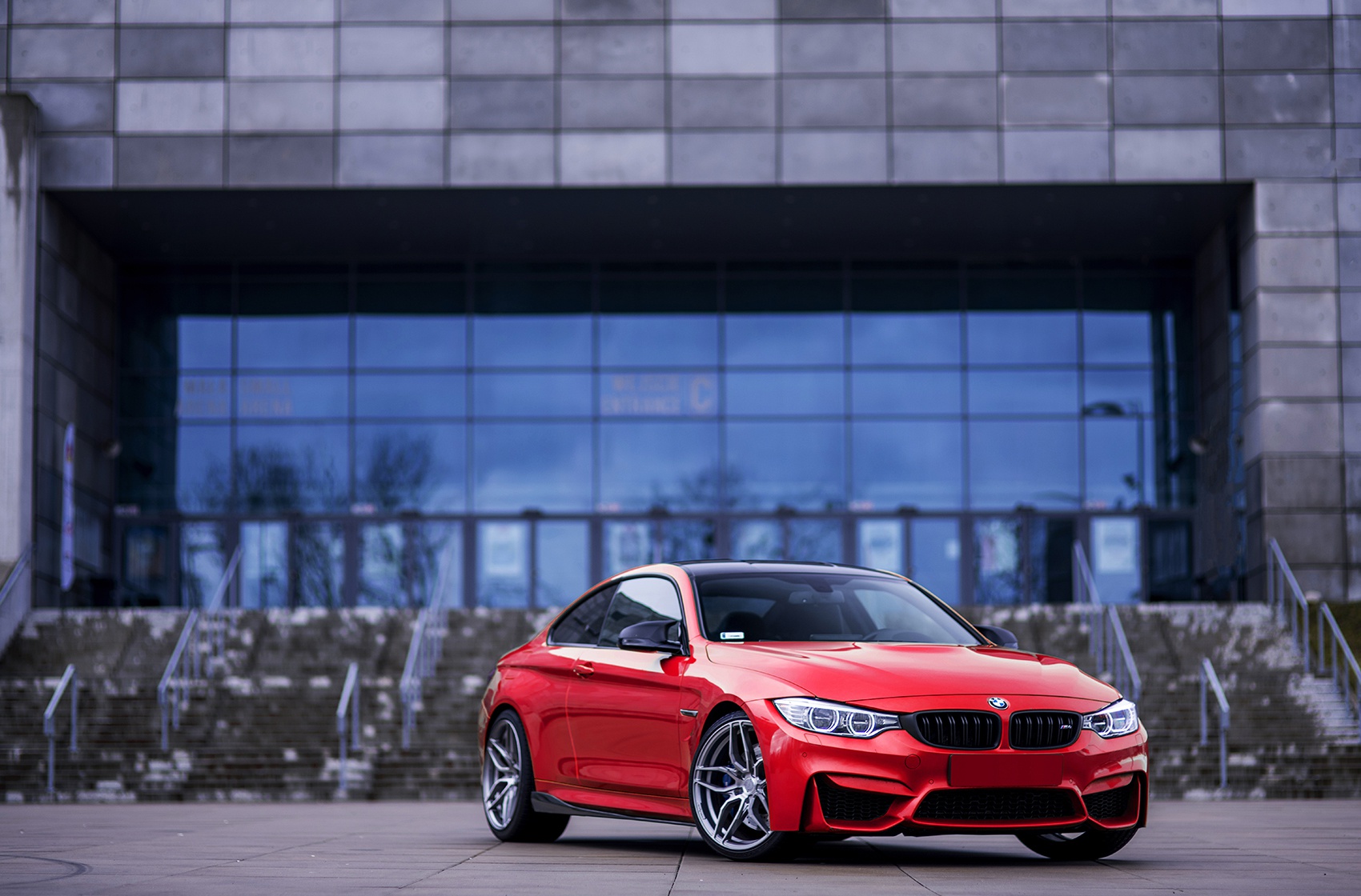 BMW 4 Series / M4