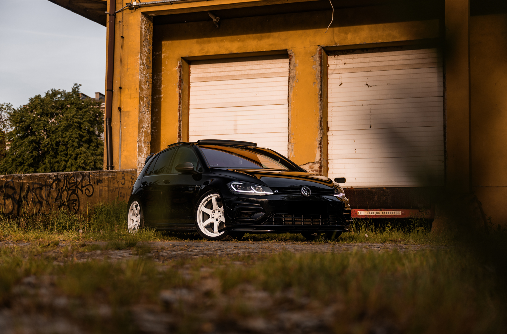 japan-racing-sl03-1906-01