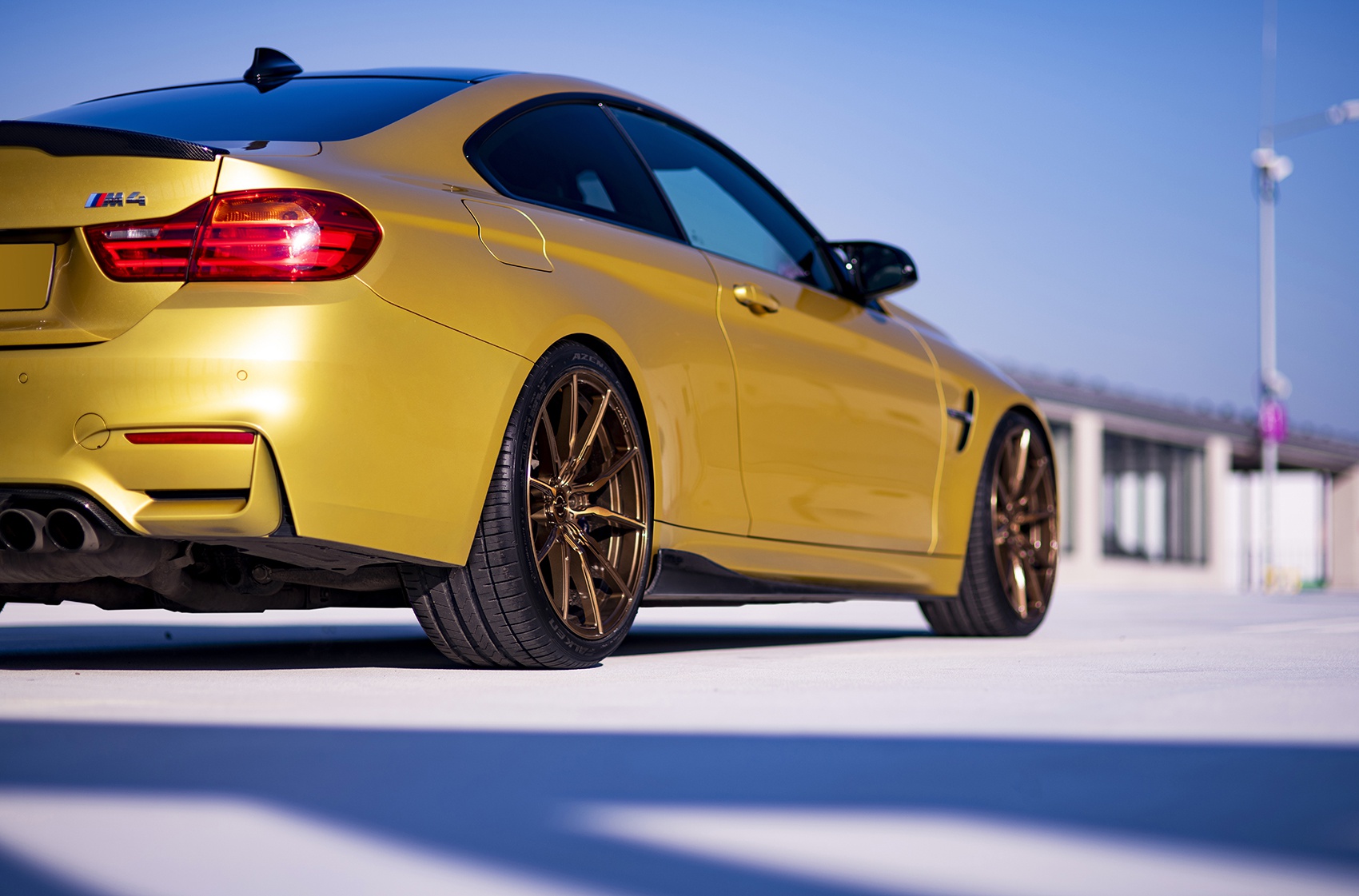 BMW 4 Series / M4