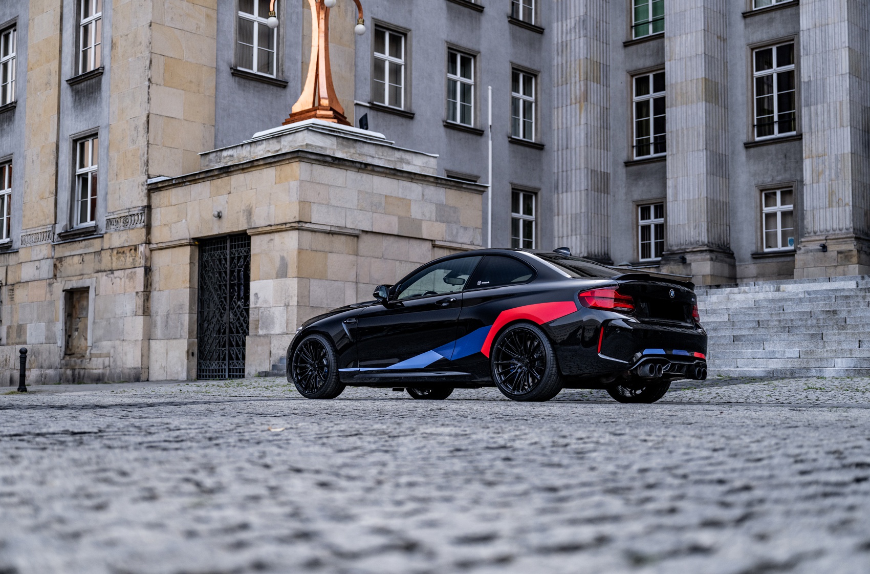 BMW 2 series / M2
