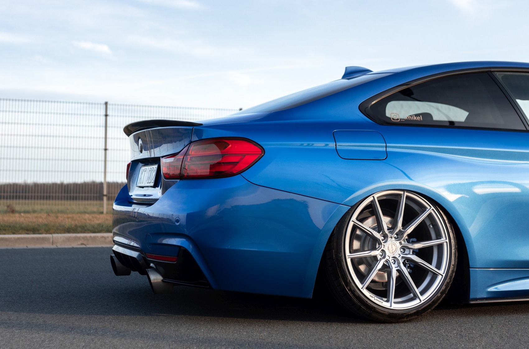 BMW 4 Series / M4