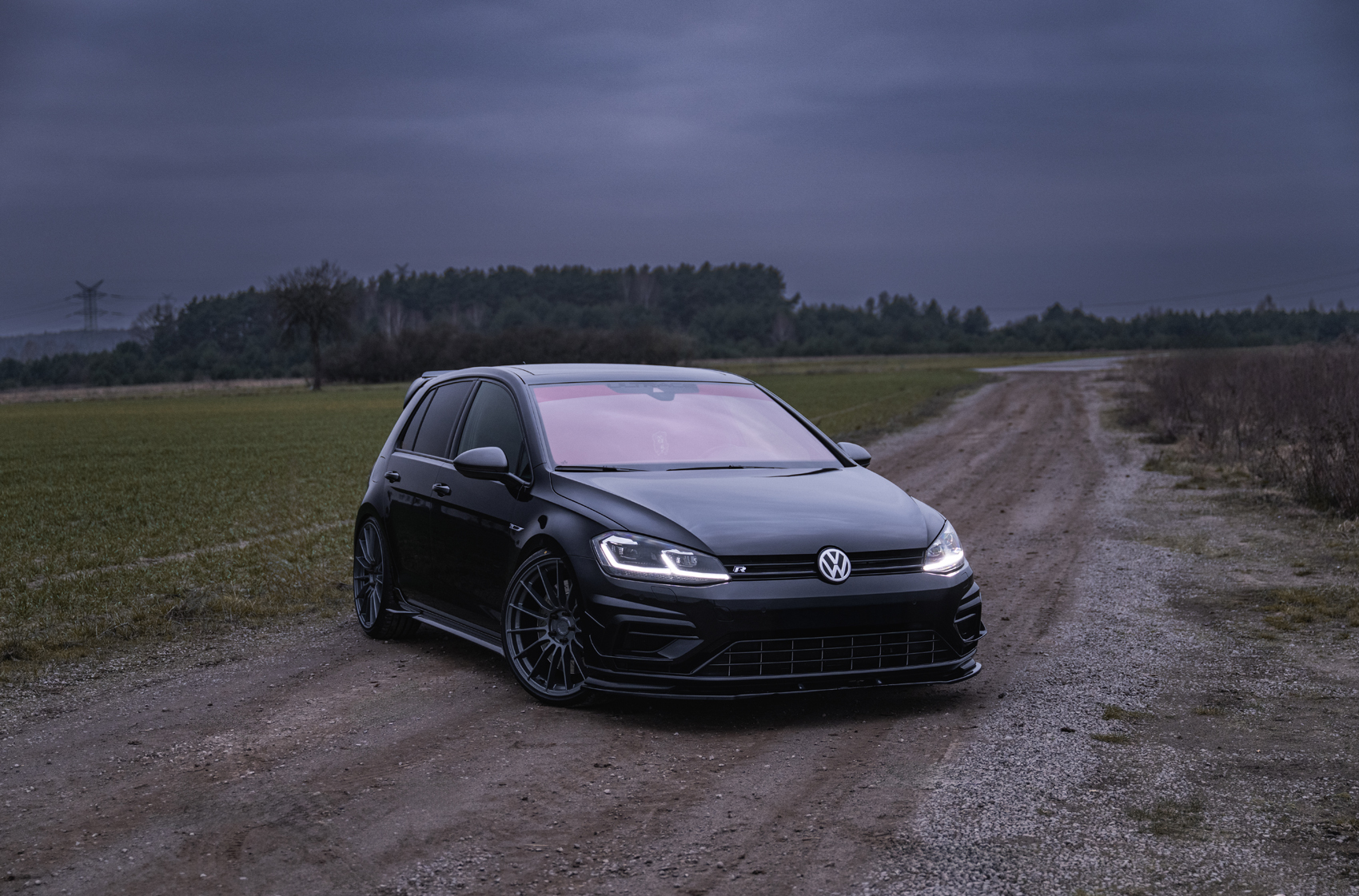 japan-racing-sl05-2466-01