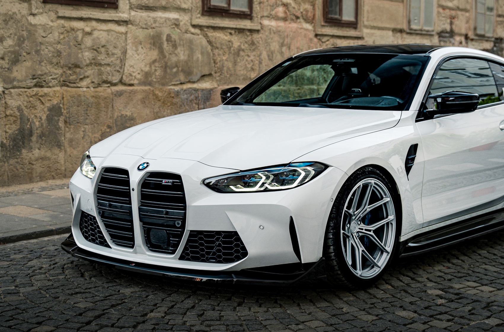 BMW 4 Series / M4
