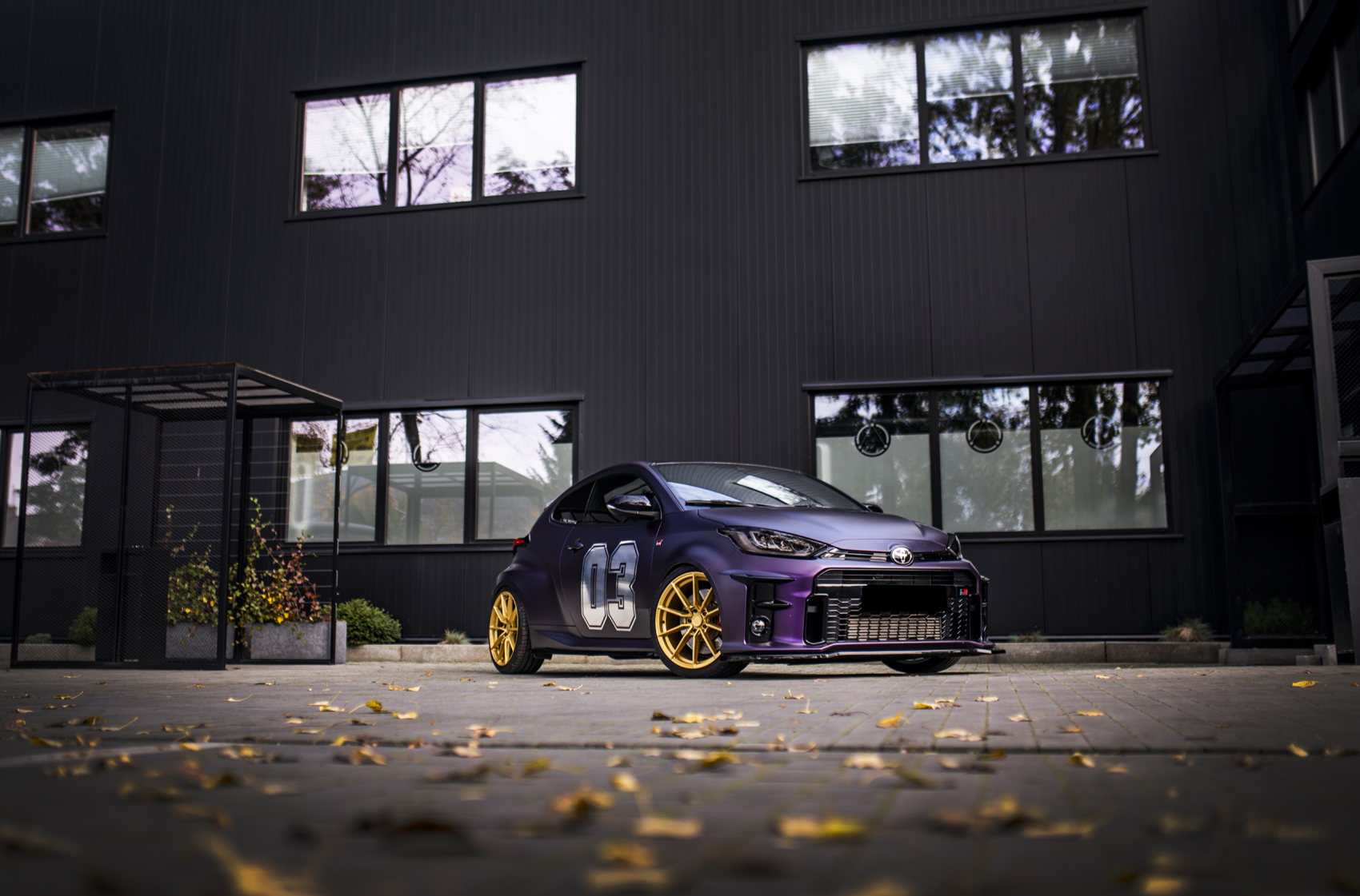 japan-racing-sl02-1396-01