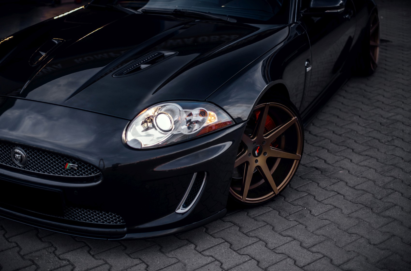 Jaguar XKR-S