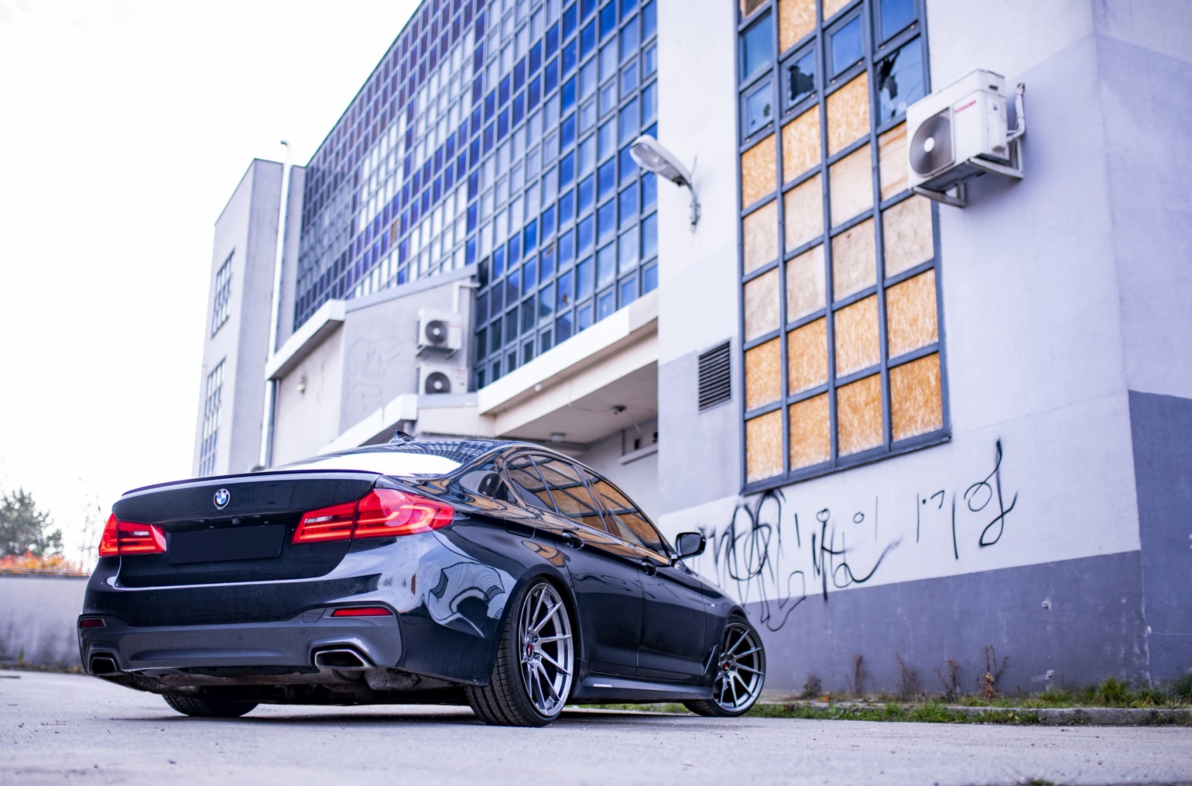 BMW 5 Series / M5